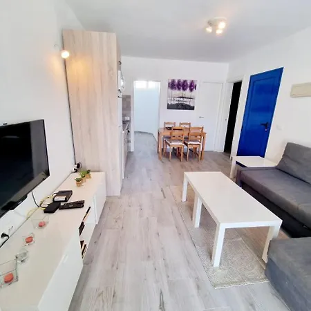 Silviana - One Bedroom With Communal Pool