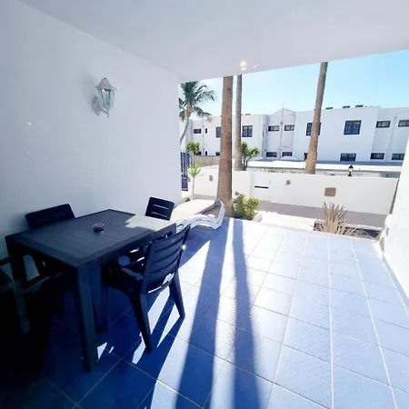 Silviana - One Bedroom With Communal Pool Apartment Tias